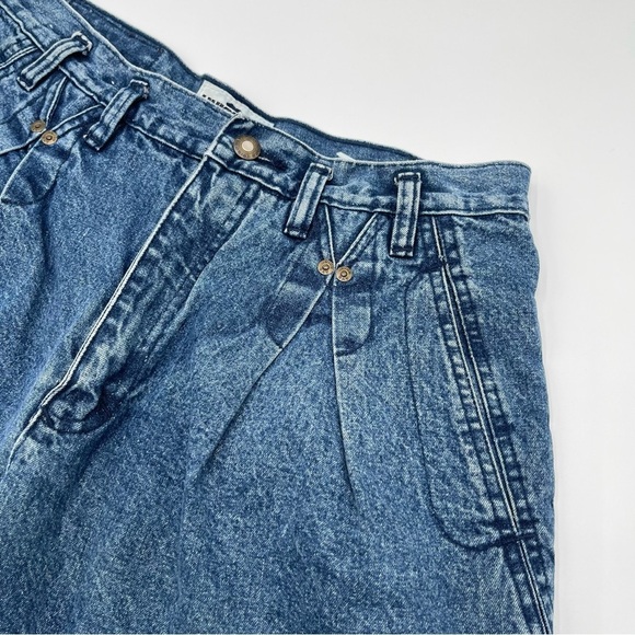 Vintage UnionBay High Waist Denim Shorts Jorts Women’s Size 32 Pleated 90s - Picture 11 of 13